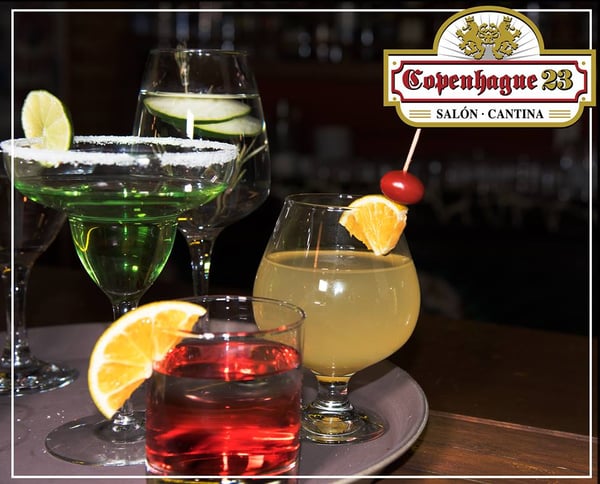 Coctelería en salón cantina