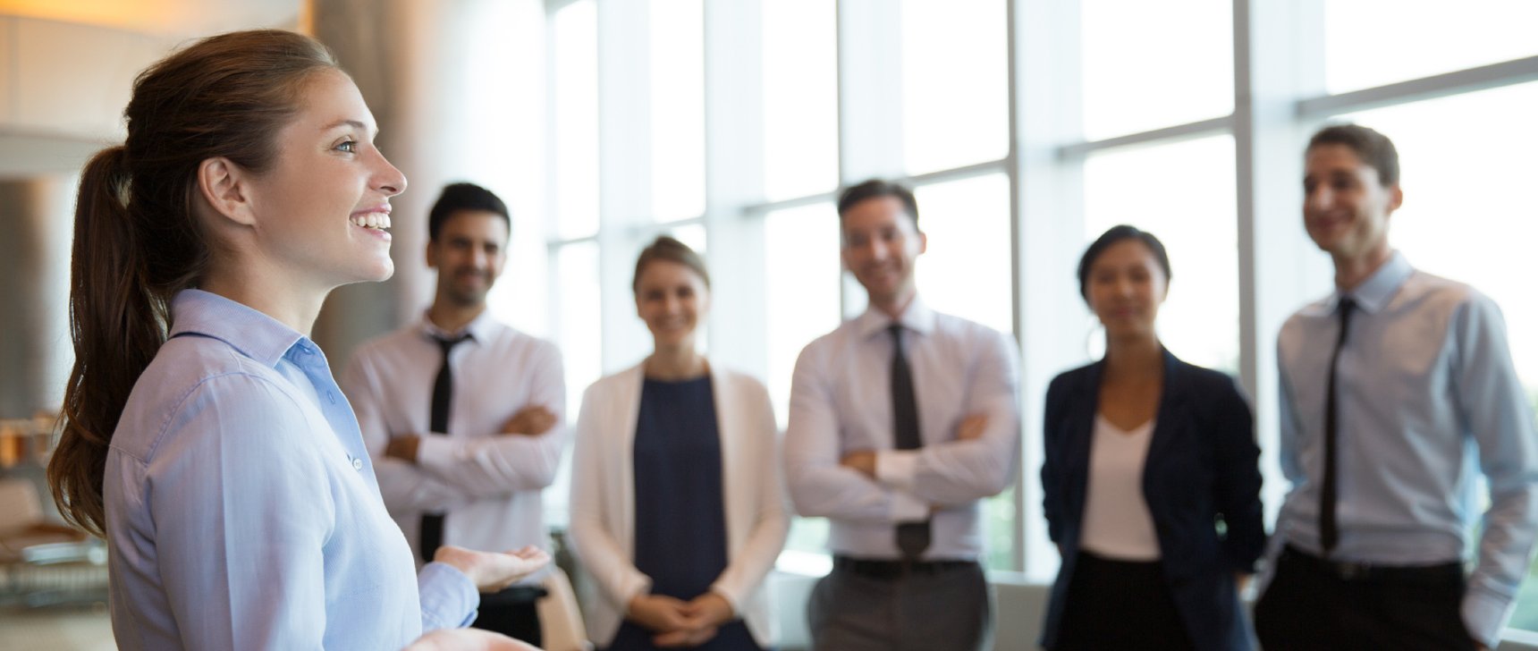 conoce-los-tipos-de-comunicacion-en-las-empresas-y-como-gestionarlas
