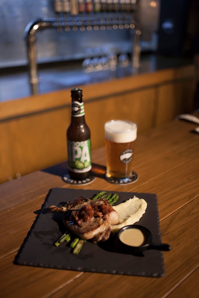 GOOSE PUB MTY 06.jpg