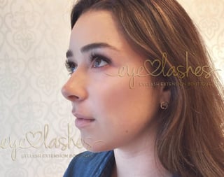 IZA BC Hotspot Eye Love Lashes aplicación de pestaña perfil.jpg