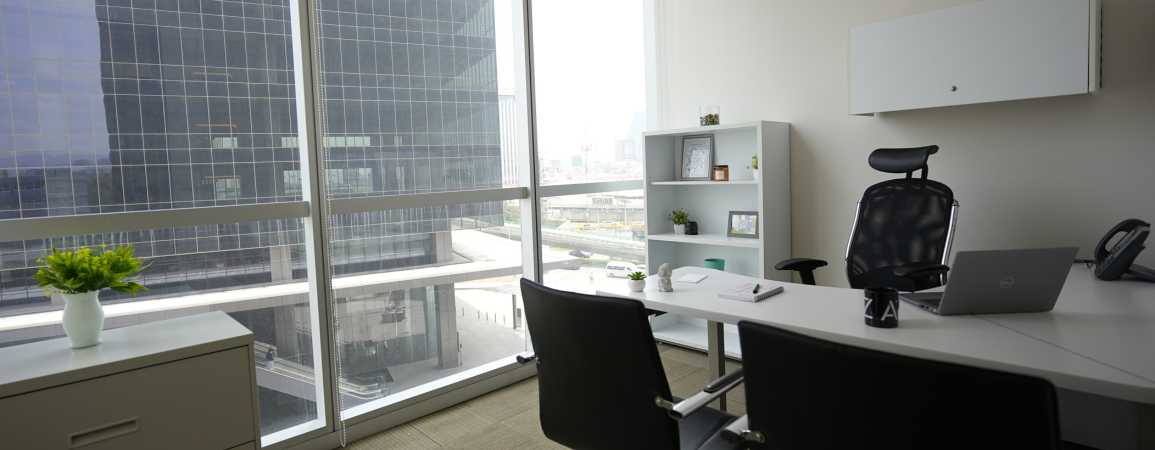 Oficina de IZA en torre de Forum Naucalpan CDMX